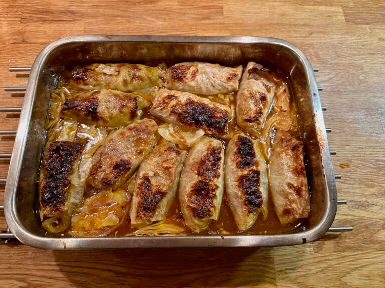 Kåldolmar | Cabbage dolmar / Stuffed cabbage
