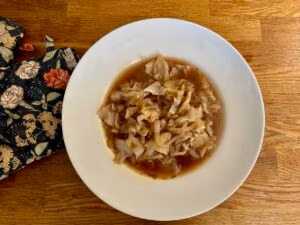 Kålsoppa med nötfärs | Cabbage soup with minced beef