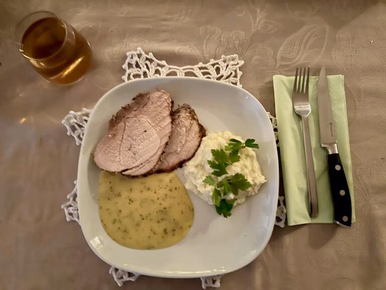 Medelhavsinspirerad skinkstek | Mediterranean-inspired ham roast