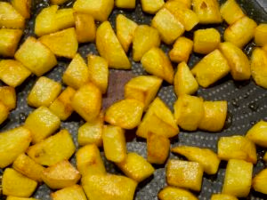Råstekta potatistärningar | Fried potato cubes
